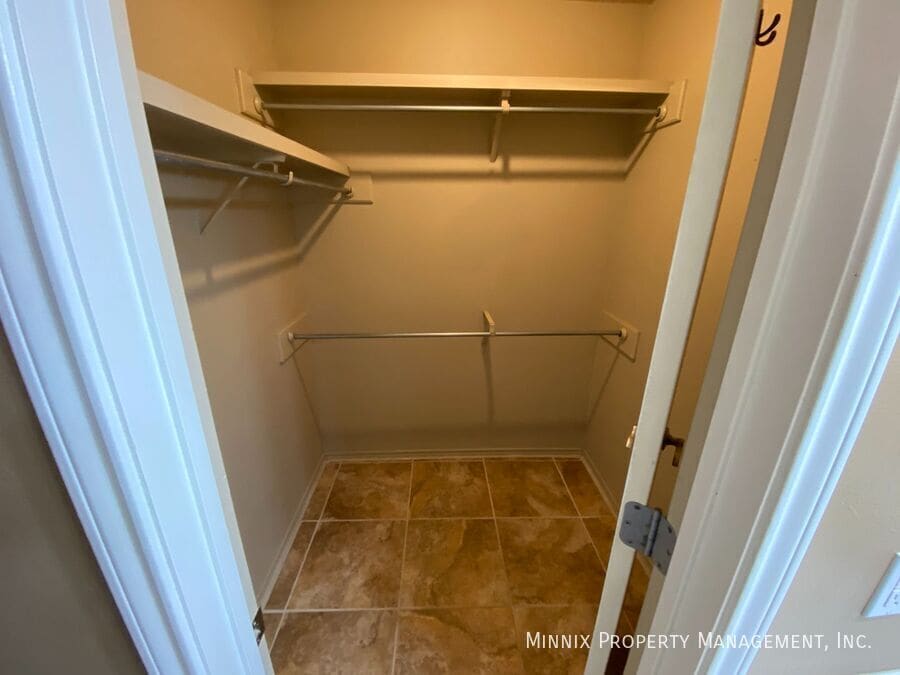 Building Photo - 2530 107th Dr