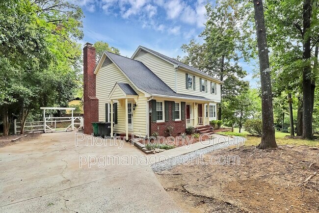 Building Photo - 11323 Harrowfield Rd