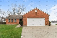 Building Photo - 10766 Pippin Rd