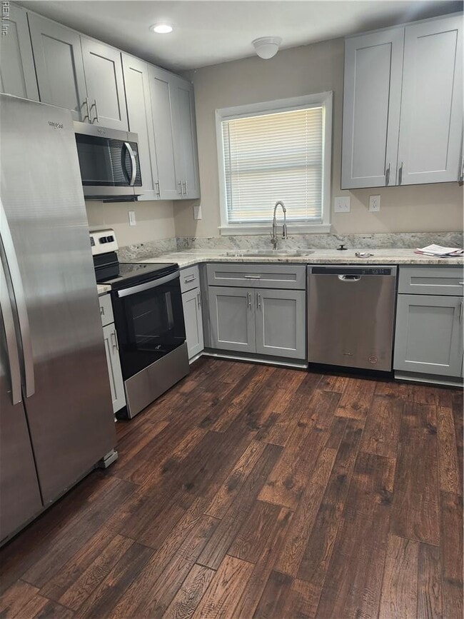 Building Photo - 3533 Dana Ln