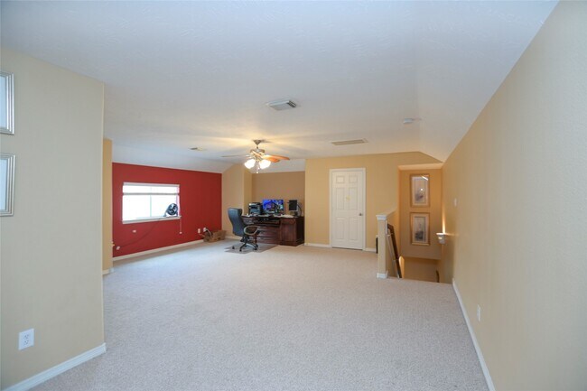 Building Photo - 1375 Ella Pl