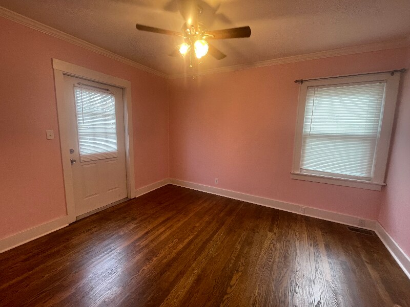 Building Photo - 1811 Dimple Ct