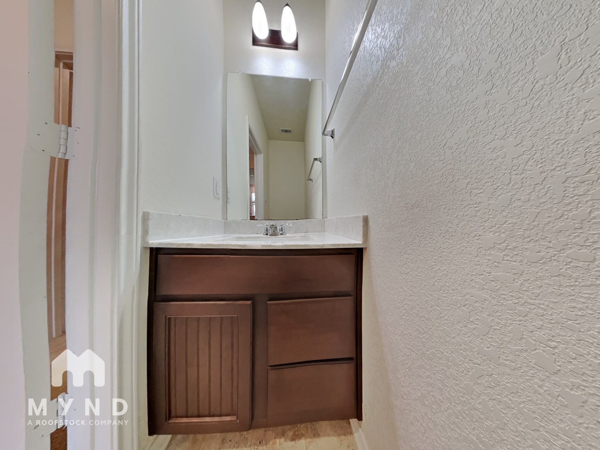 Building Photo - 17310 Headstock Rd