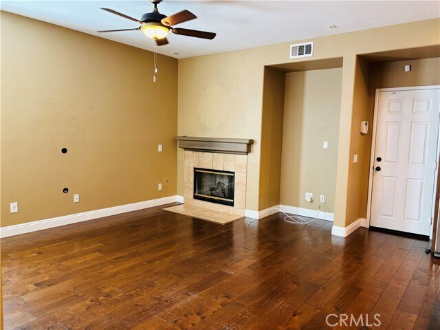 Building Photo - 40277 Balboa Dr