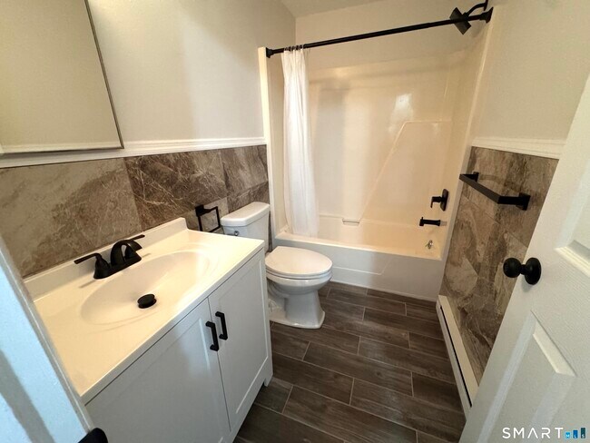 Building Photo - 39 Horton Hill Rd