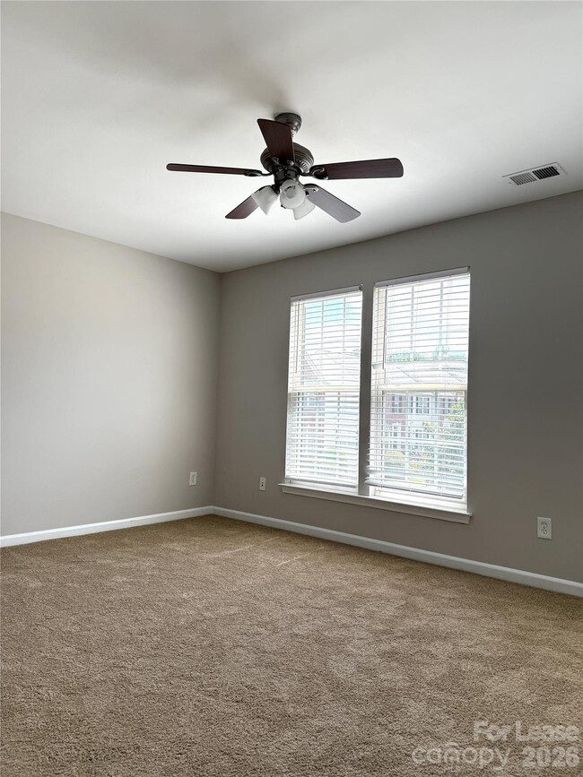 Building Photo - 10895 Garden Oaks Ln