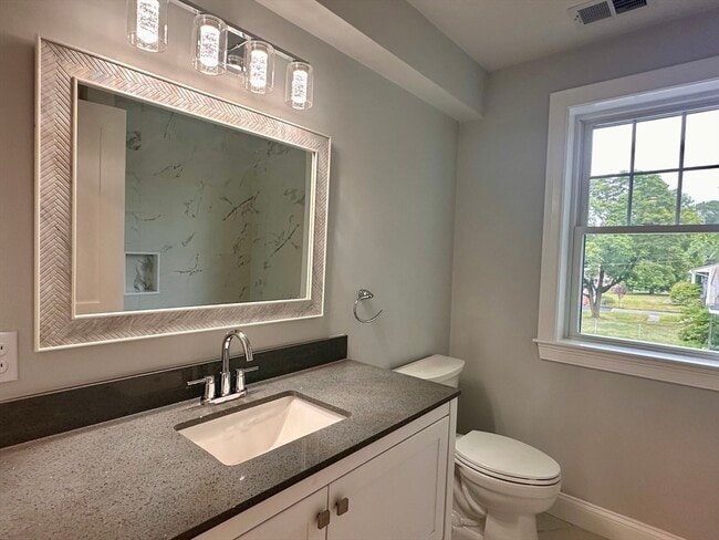 Building Photo - 71 Bolivar St