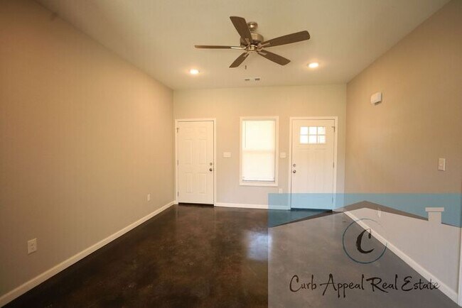 Building Photo - Recent construction, beautiful 3 bed / 2 bath home - Brookland!