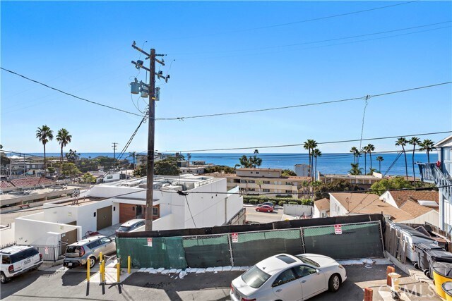 Building Photo - 668 Ramona Ave