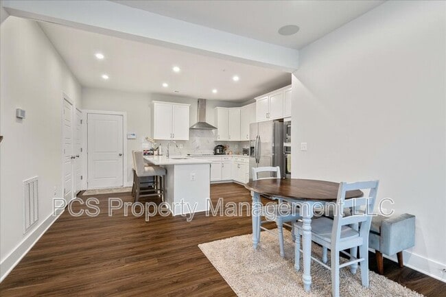 Building Photo - 2677 St Elias Dr