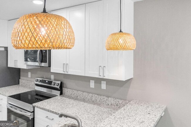 Building Photo - 2041 Nettie Ct