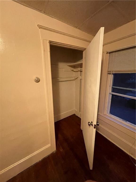 Building Photo - 505 Bullocks Point Ave