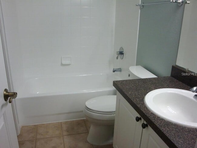 Building Photo - 2209 Portofino Pl