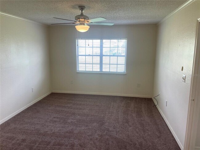 Building Photo - 3210 Clubside Dr