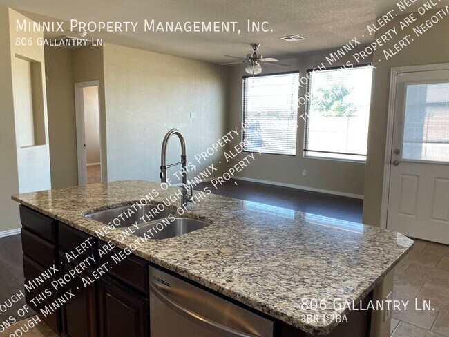Building Photo - 806 Gallantry Ln.