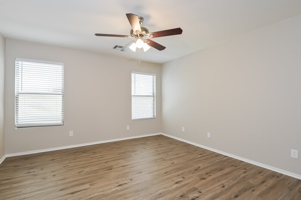 Building Photo - 6916 S Cottontail Run Ave