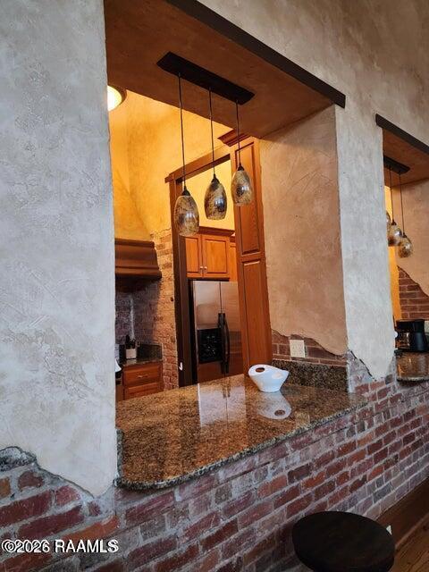 Building Photo - 307 N Main St