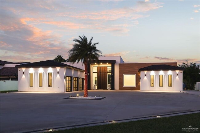 Building Photo - 43 Antigua Dr