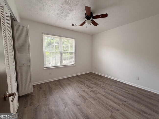 Building Photo - 1026 Wuthering Way