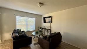 Building Photo - 2710 Club Cortile Cir