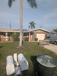 Building Photo - 411 Marjon Ave