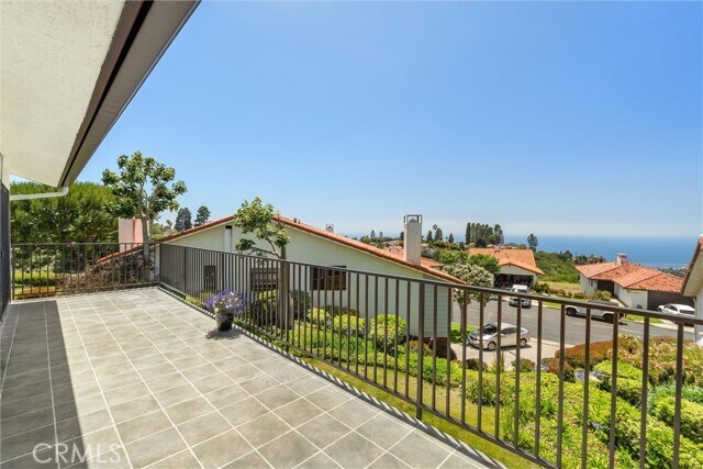 Building Photo - 25 Ocean Crest Ct