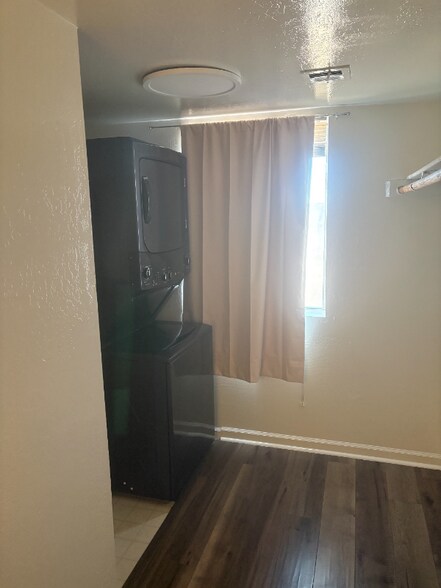 Building Photo - 12123 W Bell Rd