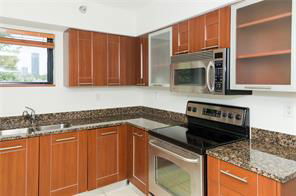Primary Photo - 3387 NE 191st St