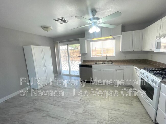 Building Photo - 5934 Via La Contera Dr