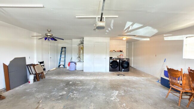 Building Photo - Spacious Two-Story Home with Large Backyard – Available Now!