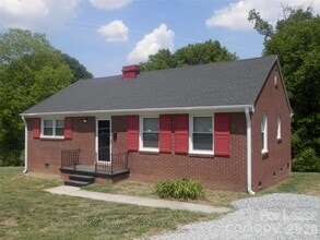Building Photo - 3016 Colfax St