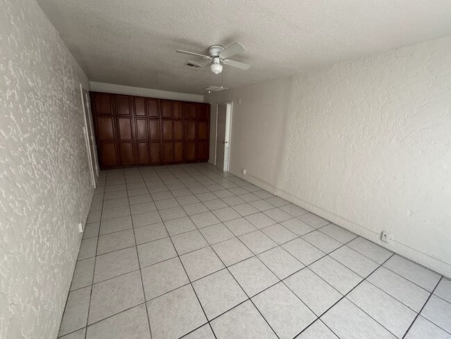 Building Photo - 5502 W Catalina Dr