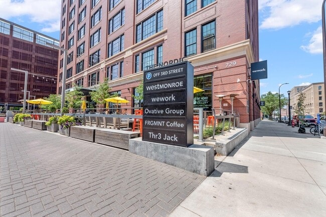 Building Photo - 748 N 3rd St