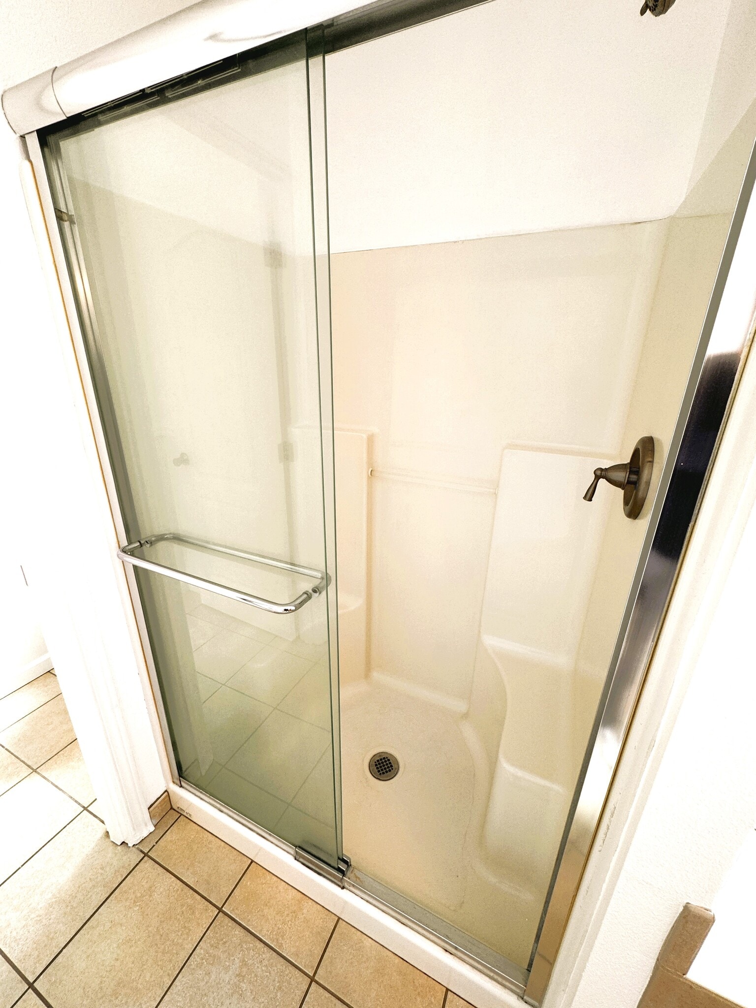 Master bathroom - 18314 115th Ave E