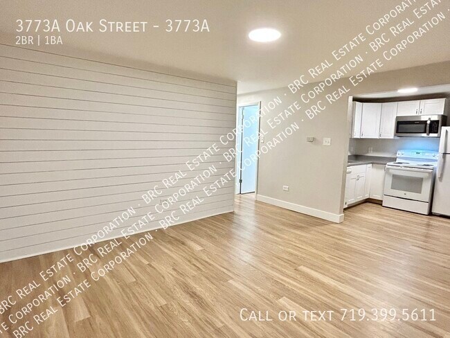 Building Photo - 3773A Oak Street-3773A