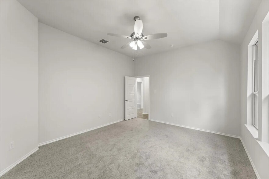 Master BR View - 2004 Poppy Way