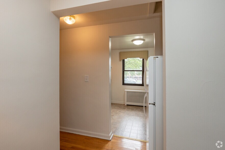 Brookchester Apartments 915A River Rd New Milford NJ 07646 Apartment Finder