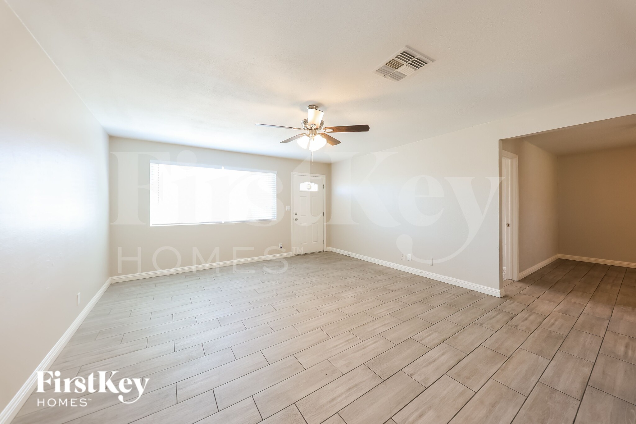 Building Photo - 13642 N 31st Dr