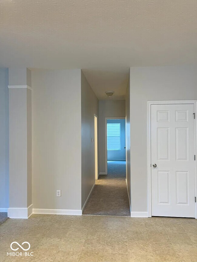 Building Photo - 11218 Lucky Dan Dr