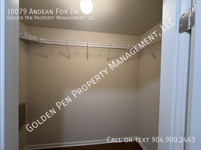 Building Photo - 10079 Andean Fox Dr