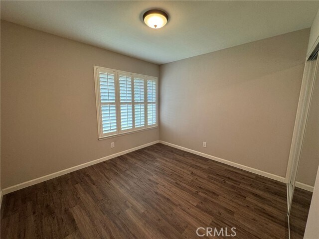 Building Photo - 1039 Adel Ave
