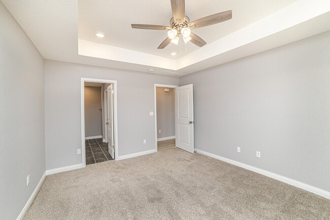 Building Photo - 3708 Parrot Ct