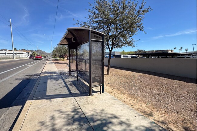 Building Photo - 2Bed/2Bath Apartment at Peoria Ave/19th Ave! Ready for Immediate Move-In! -- All Tile Flooring!
