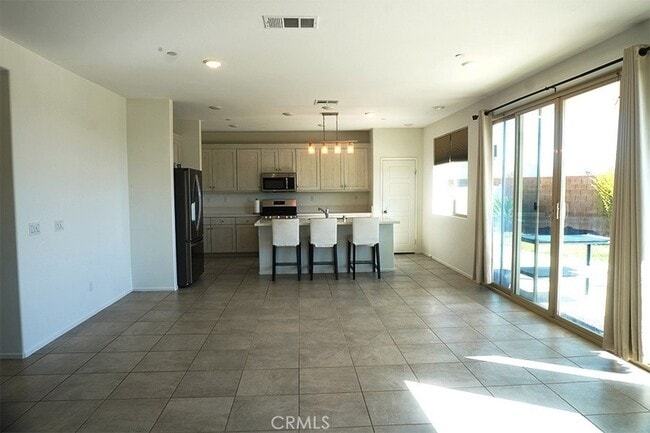 Building Photo - 6342 Mariposa Dr