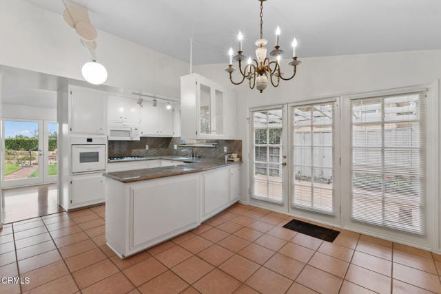 Building Photo - 1370 Cresthaven Dr