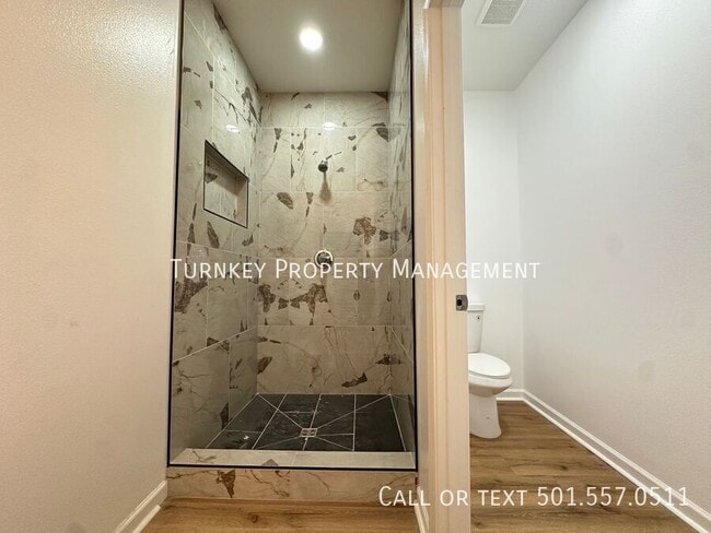 Building Photo - 1724 Parker St