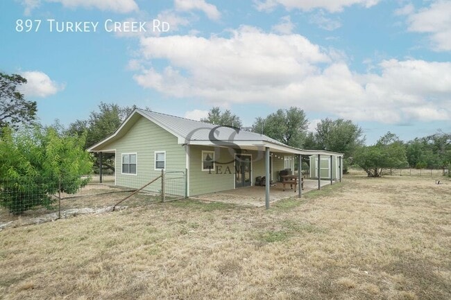 Building Photo - 897 Turkey Creek Rd