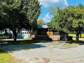 Building Photo - A Great Property In Cabot Waiting For You to Call It Home!