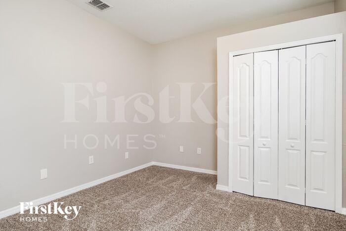 Building Photo - 15349 Montesino Dr