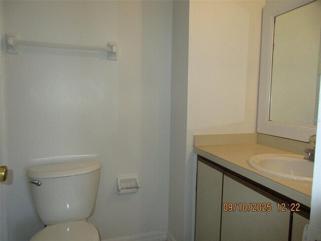 Building Photo - 131 Jones Ln